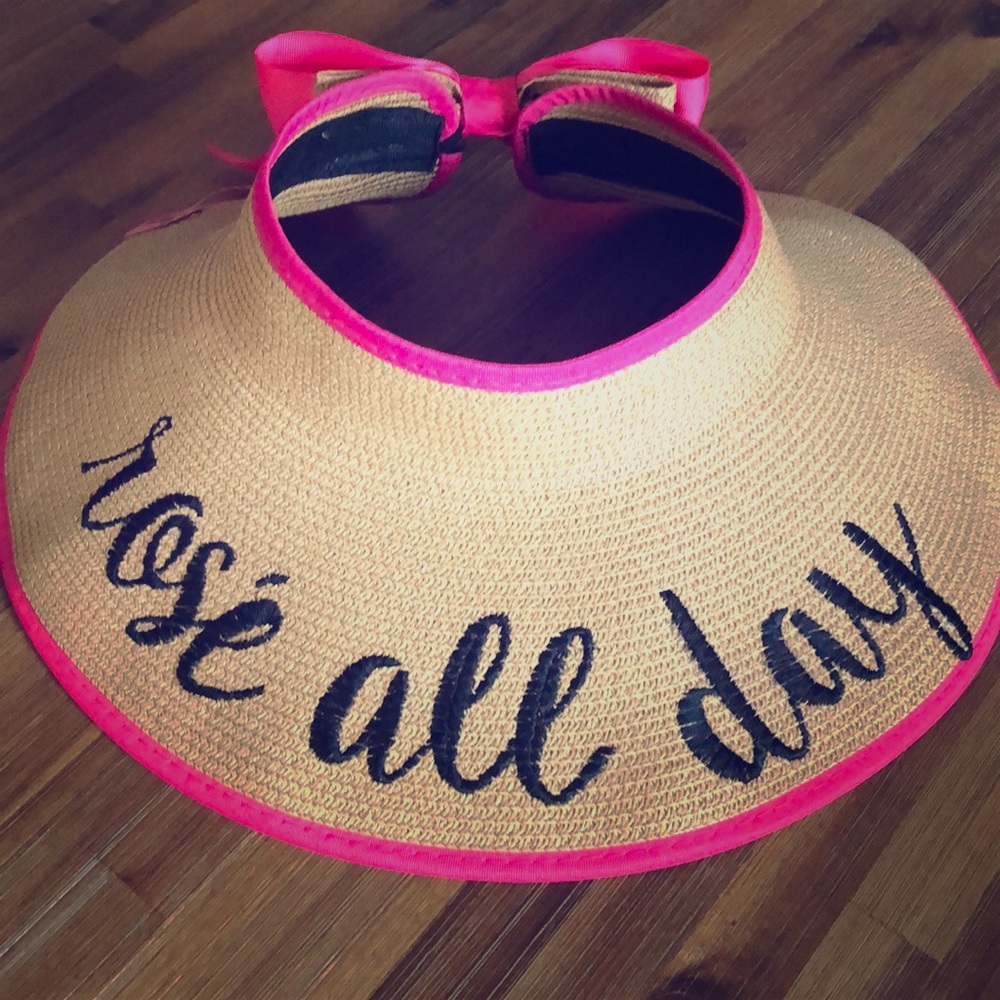 NWT Rosé All Day Hat Sun Bonnet Straw W/ Pink Trim